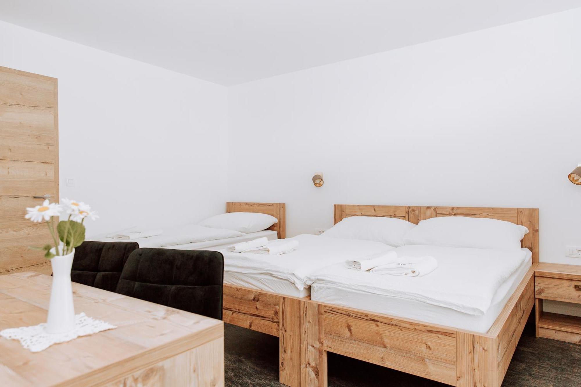 Hotel Gostisce Krivograd Prevalje Pokój zdjęcie