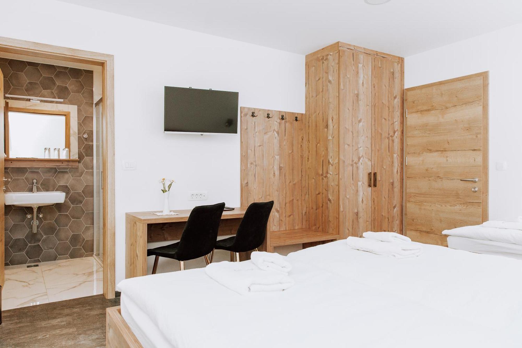 Hotel Gostisce Krivograd Prevalje Pokój zdjęcie